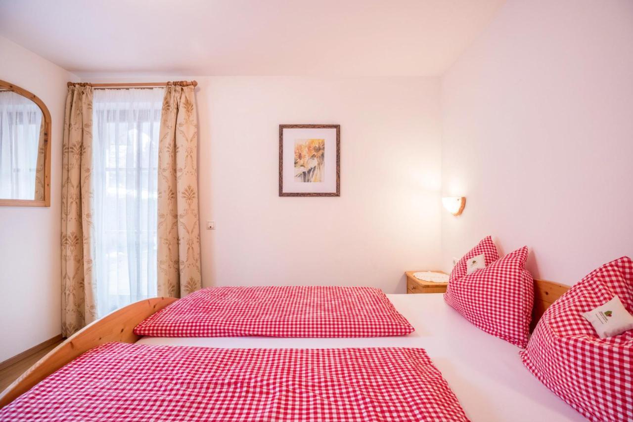 Ciasa Tlara App Alma Apartment San Vigilio Di Marebbe Luaran gambar
